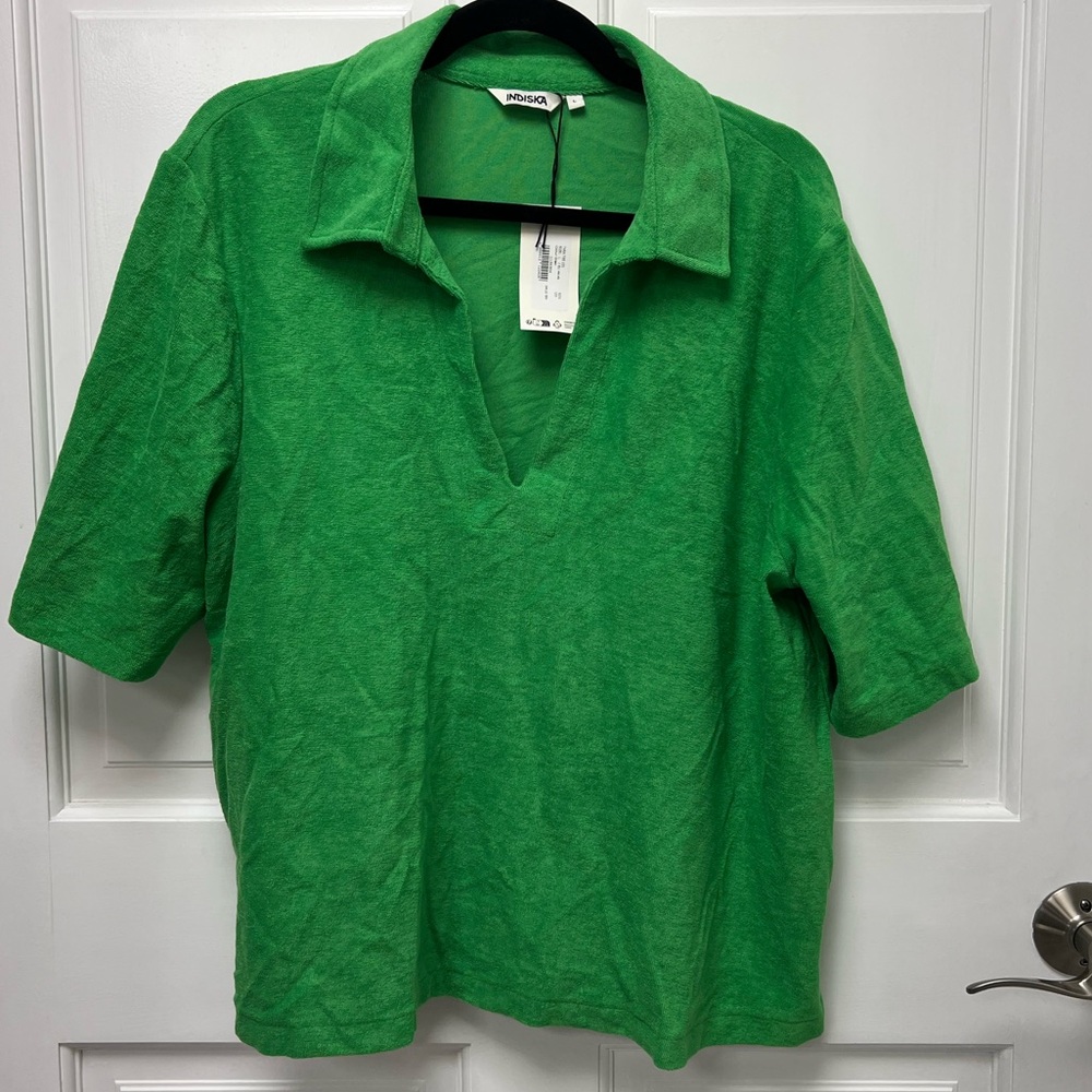 Indiska Green Terry V Neck